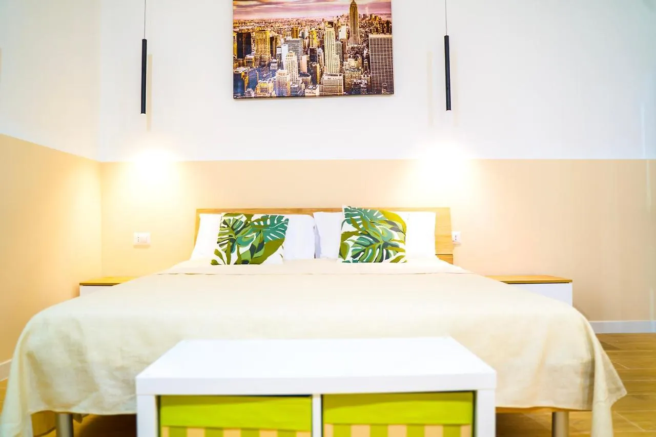 Apartment Suite N.2 500Mt Da Policlinico/10Min Da Stazione Bari