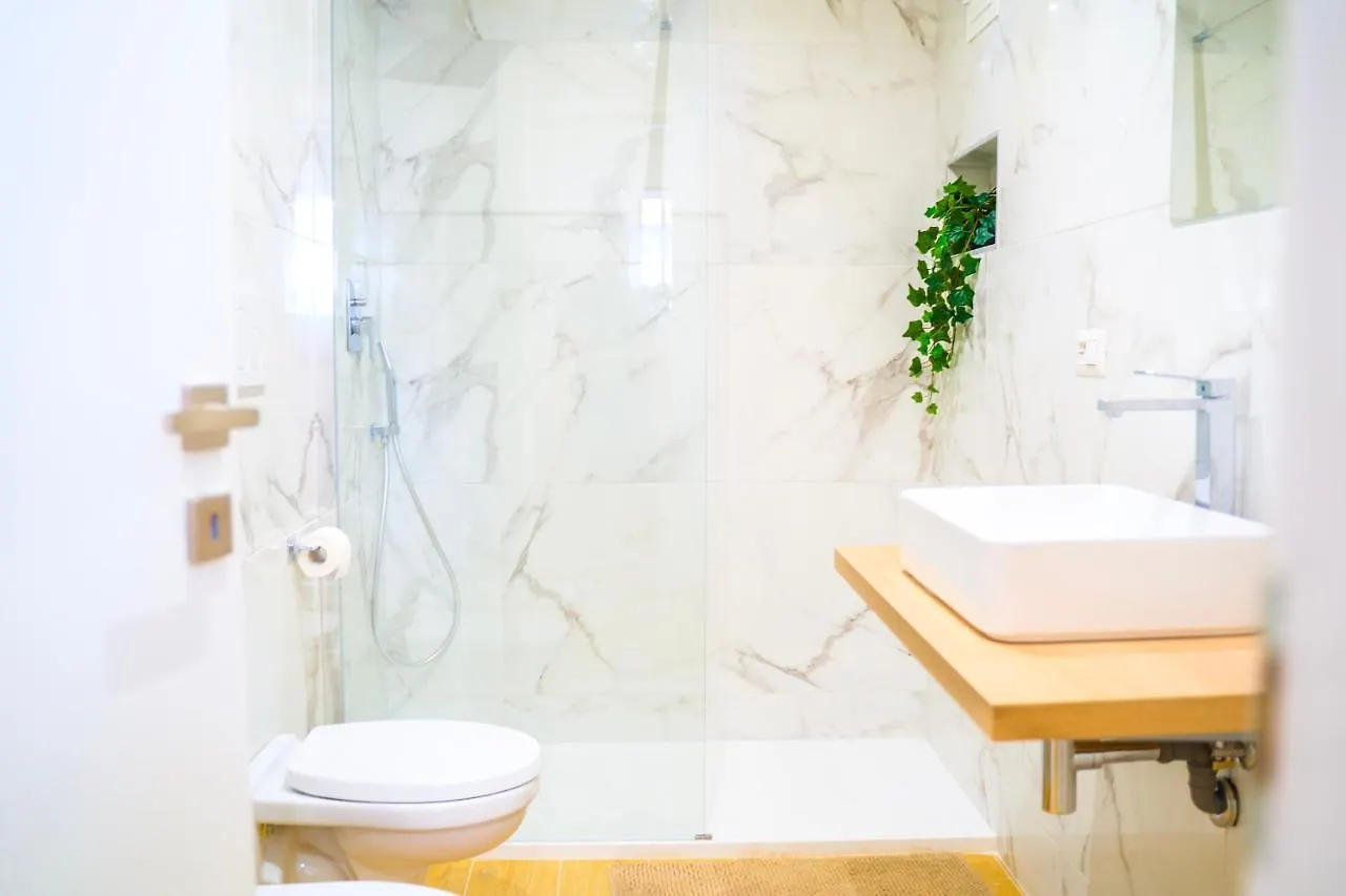 Apartment Suite N.2 500Mt Da Policlinico/10Min Da Stazione Bari